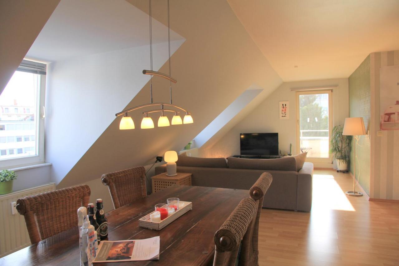 Ruhige Gemütliche 2z-whg In S-west Apartment Stuttgart